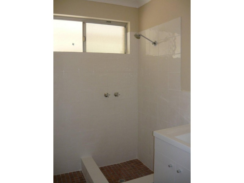 32 Service Street, Mandurah WA 6210