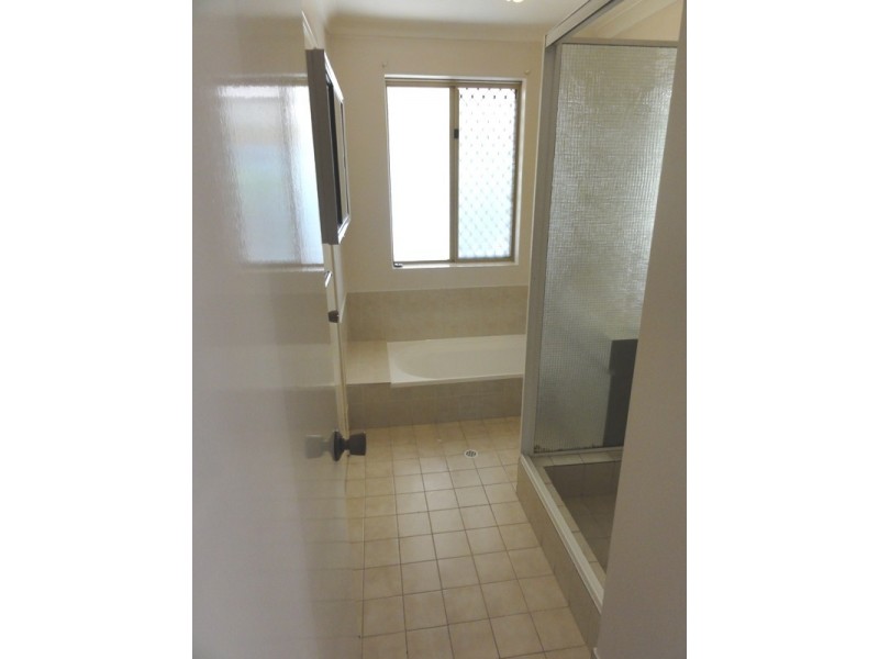 2 /8 Waterfall Cove, Greenfields WA 6210