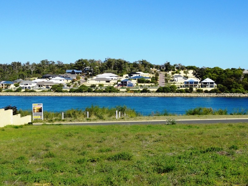 26 Spoonbill Rtt, Wannanup WA 6210