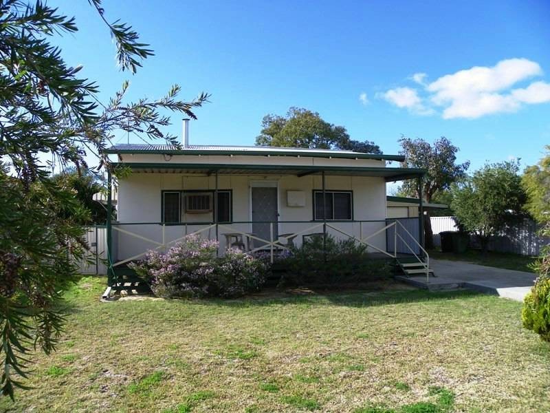 6 Fourth Ave, Mandurah WA 6210