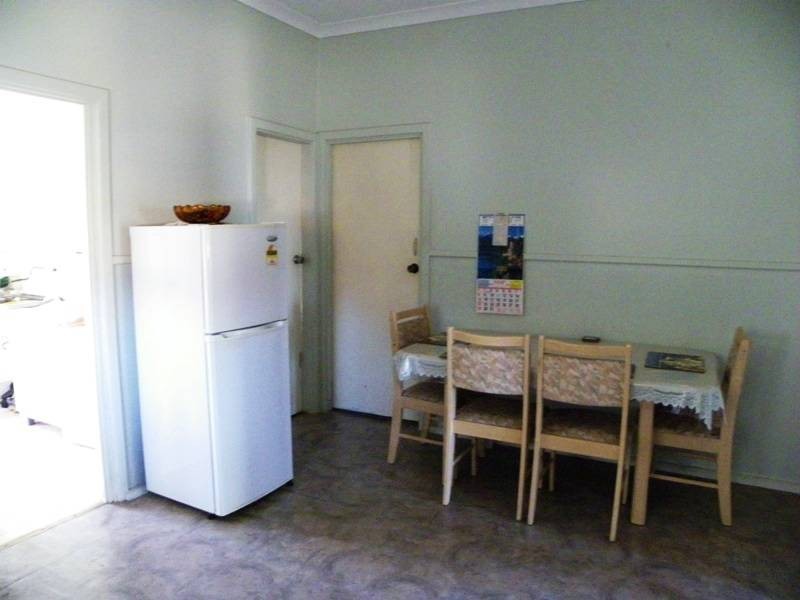 6 Fourth Ave, Mandurah WA 6210