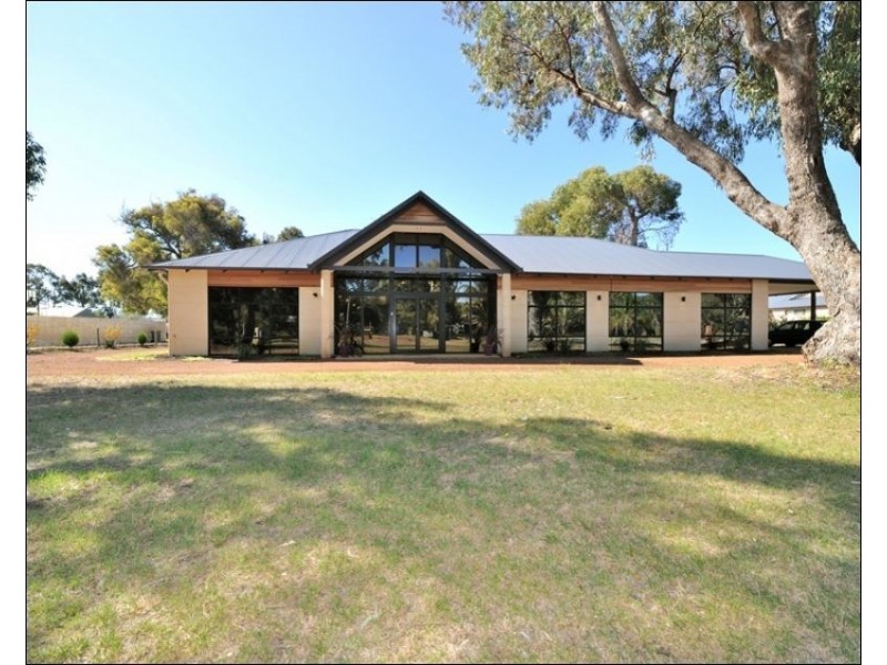 26 Pleasant Grove Circle, Falcon WA 6210