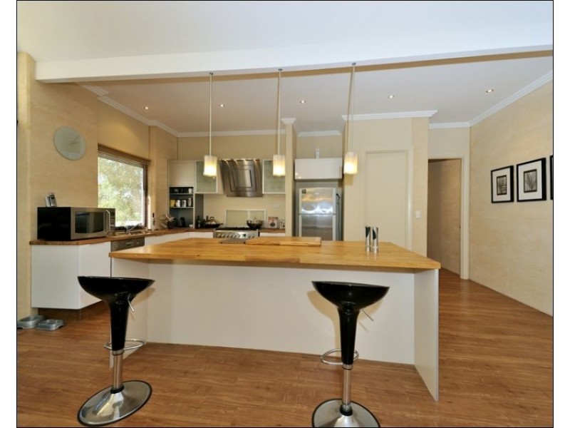 26 Pleasant Grove Circle, Falcon WA 6210
