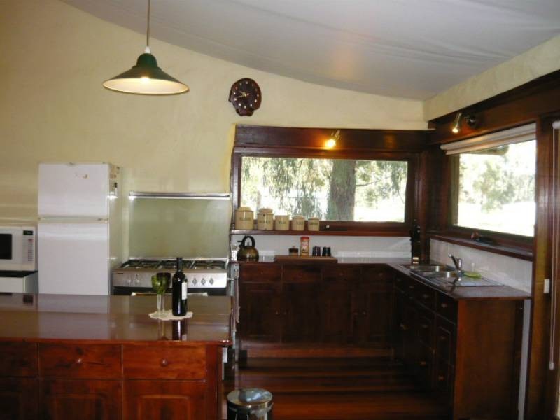 17 Dods Retreat, Lake Clifton WA 6215