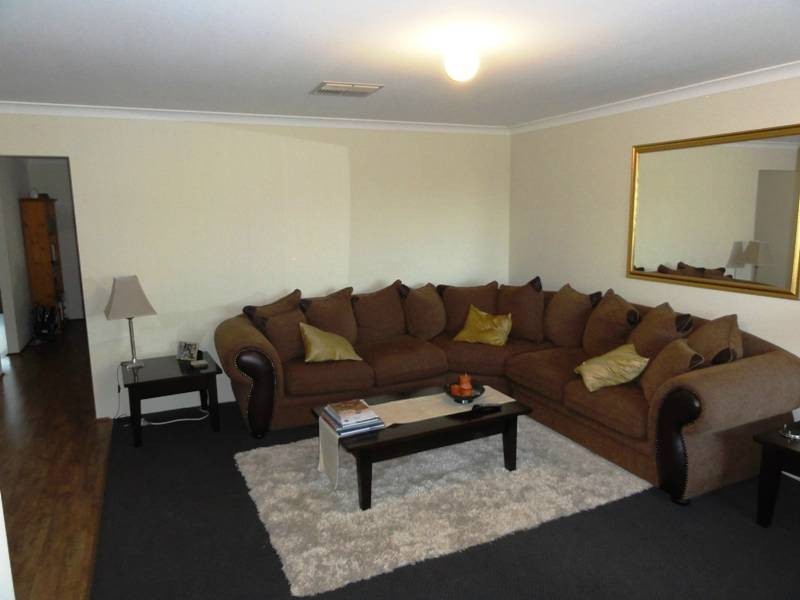 4 Champagny Way, Secret Harbour WA 6173