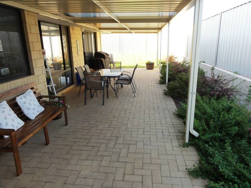 4 Champagny Way, Secret Harbour WA 6173
