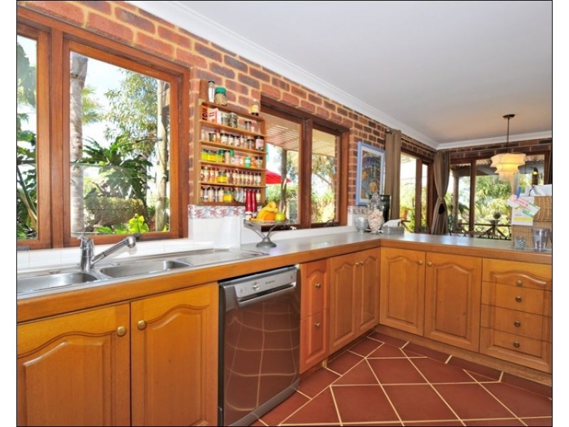 9 Haze Road, Falcon WA 6210