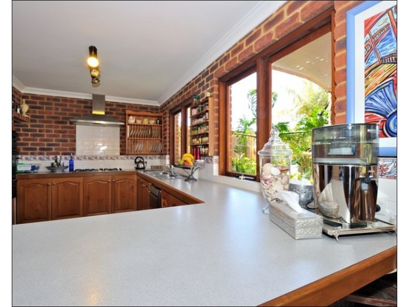 9 Haze Road, Falcon WA 6210