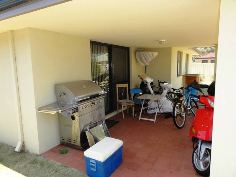 1 Newark Way, Secret Harbour WA 6173