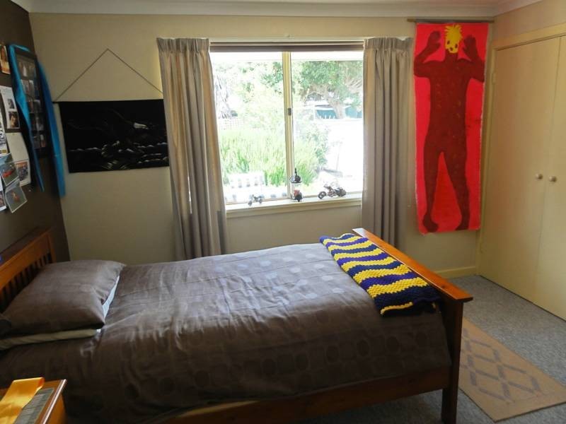 8 River Glen Drive, North Yunderup WA 6208