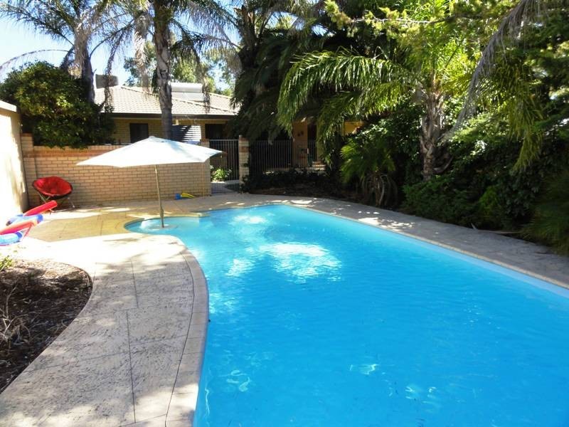 20 Nutbush Ave, Falcon WA 6210