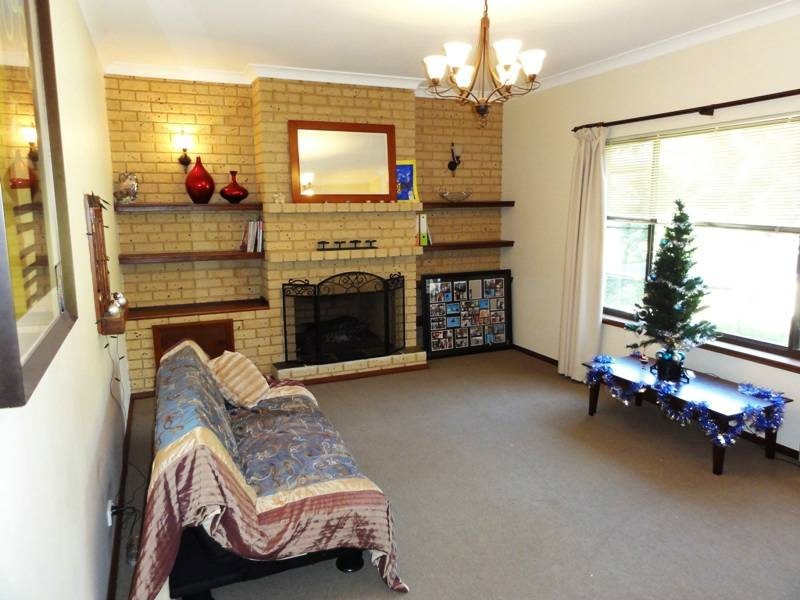 20 Nutbush Ave, Falcon WA 6210