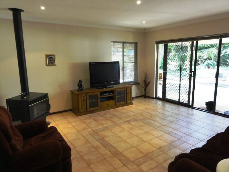 20 Nutbush Ave, Falcon WA 6210