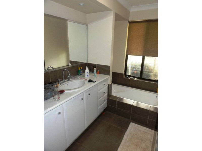 20 Nutbush Ave, Falcon WA 6210