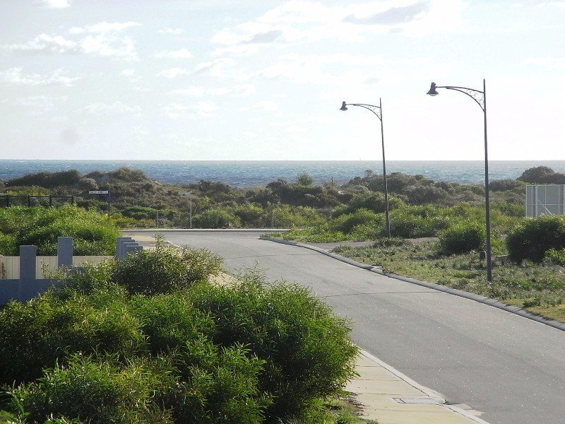 20 George Hibbert Road, Madora Bay WA 6210