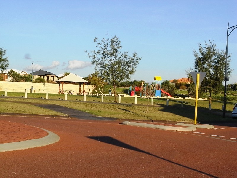 20 George Hibbert Road, Madora Bay WA 6210