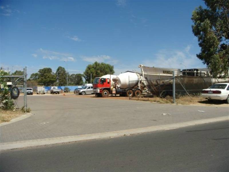 24 Quarry Way, Greenfields WA 6210