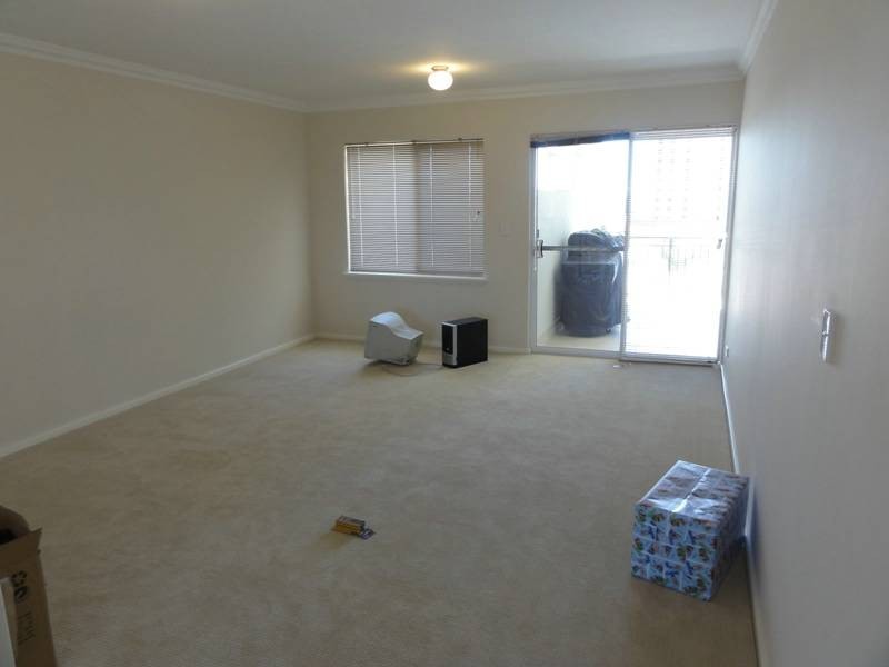 2/ 110 Leighton Rd, Halls Head WA 6210