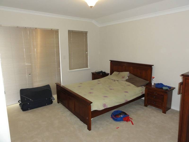 2/ 110 Leighton Rd, Halls Head WA 6210