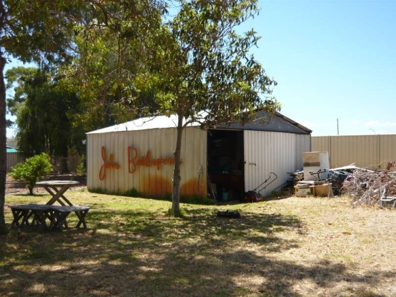 41 Littleton Street, Falcon WA 6210