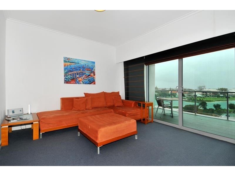 402/16 Dolphin Drive, Mandurah WA 6210