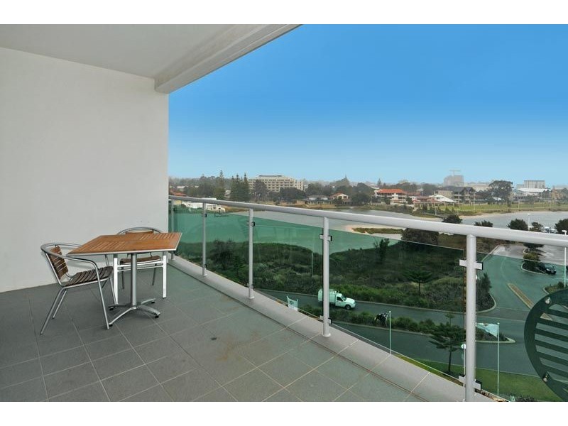 402/16 Dolphin Drive, Mandurah WA 6210