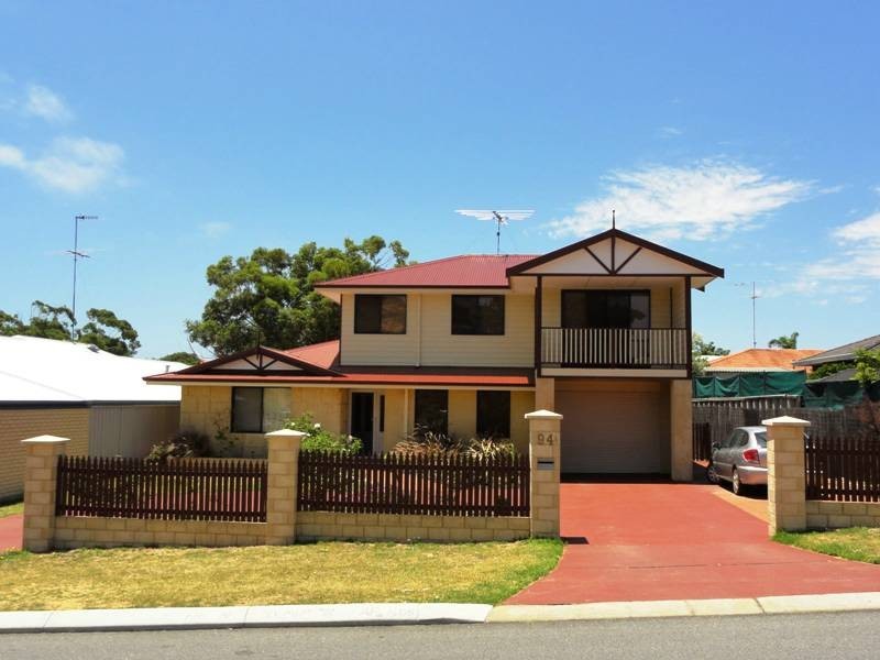 94a Leighton Rd, Halls Head WA 6210