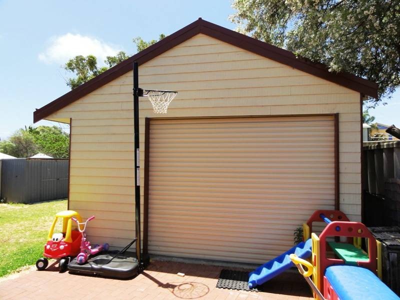 94a Leighton Rd, Halls Head WA 6210