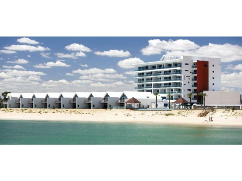 16 Dolphin Drive, Mandurah WA 6210