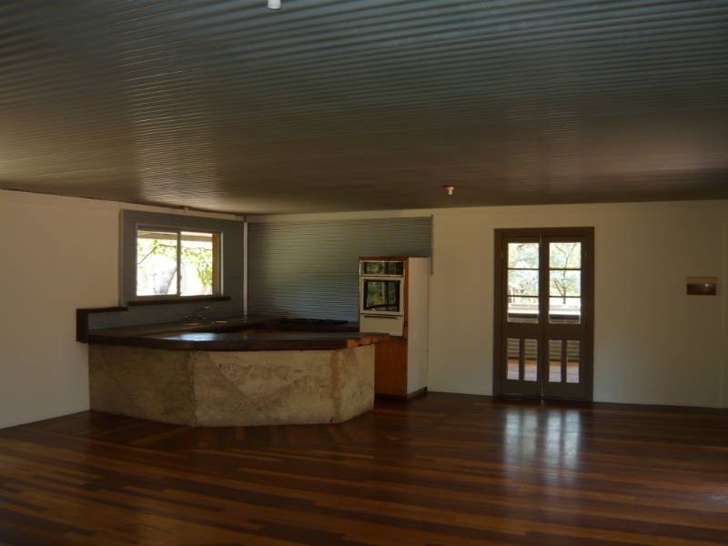 95 HOUGHAM ROAD, Barragup WA 6209