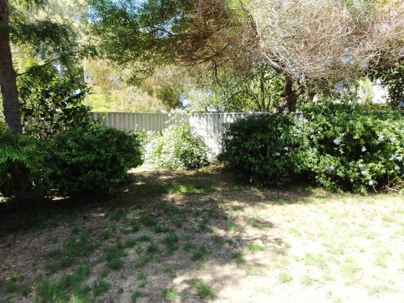 6b Arrowrock Retreat, Greenfields WA 6210