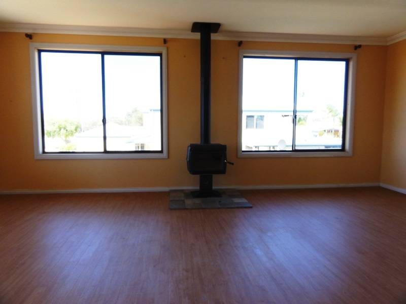 102 Kiap Rd, South Yunderup WA 6208