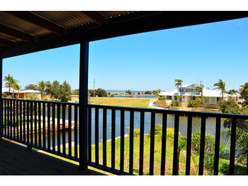 102 Kiap Rd, South Yunderup WA 6208