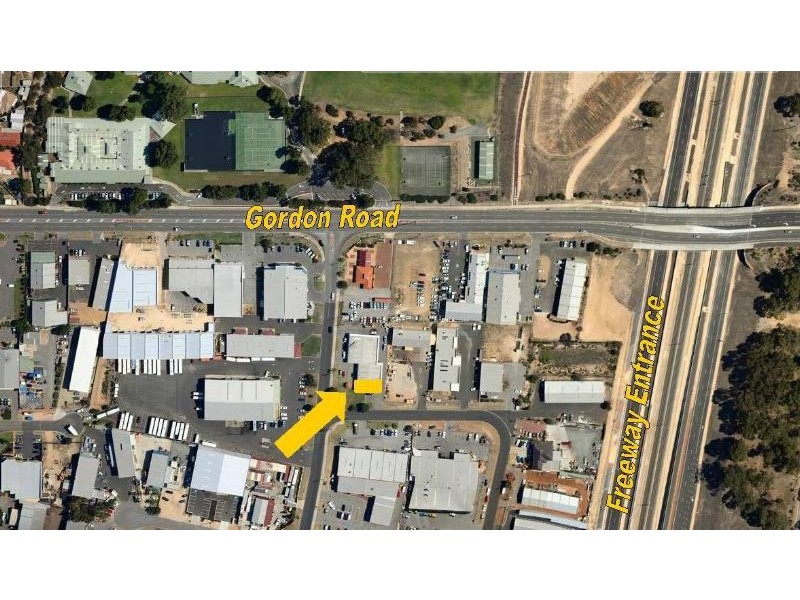 1/6 Thornborough Road, Greenfields WA 6210