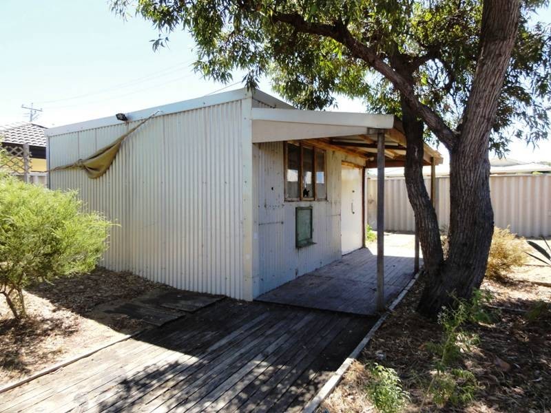2 Moran Rd, Mandurah WA 6210