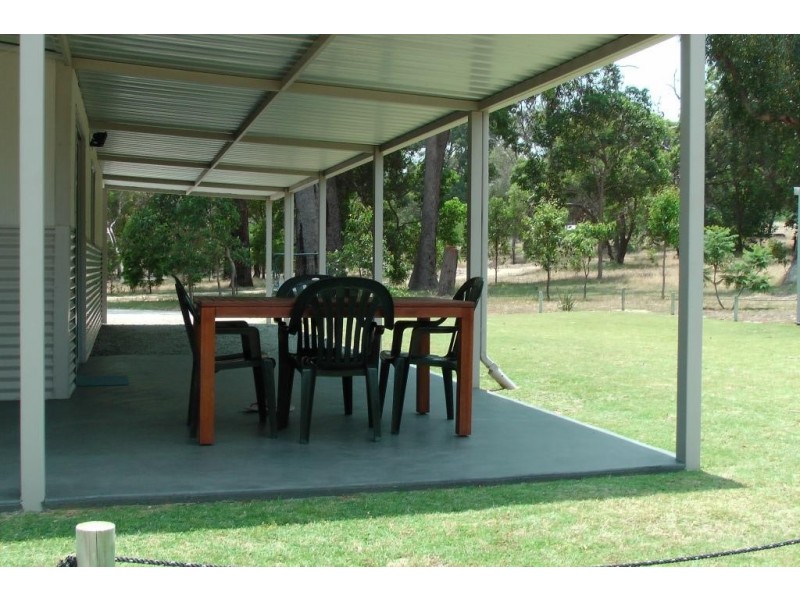 15 Pitman Road, Lake Clifton WA 6215