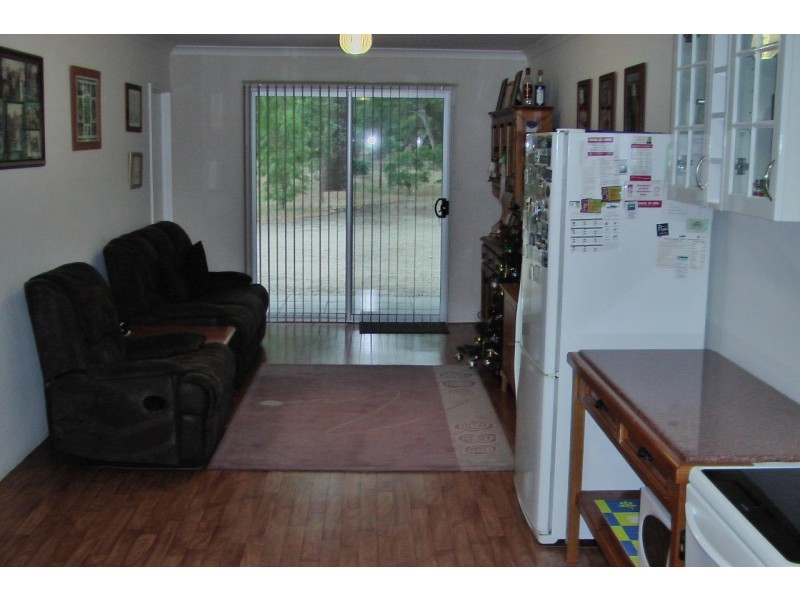 15 Pitman Road, Lake Clifton WA 6215