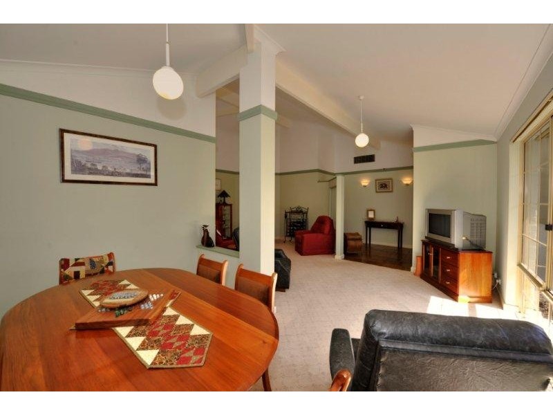 23 ROCHESTER WAY, Meadow Springs WA 6210