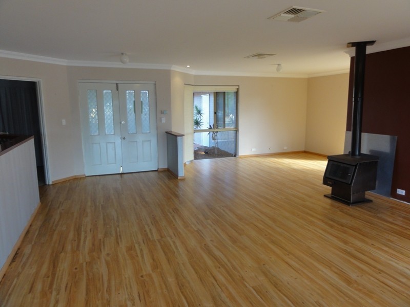 6 Sun Land Avenue, South Yunderup WA 6208