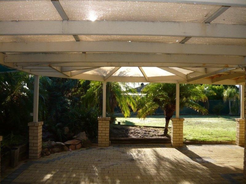 9 Pender Court, Thornlie WA 6108
