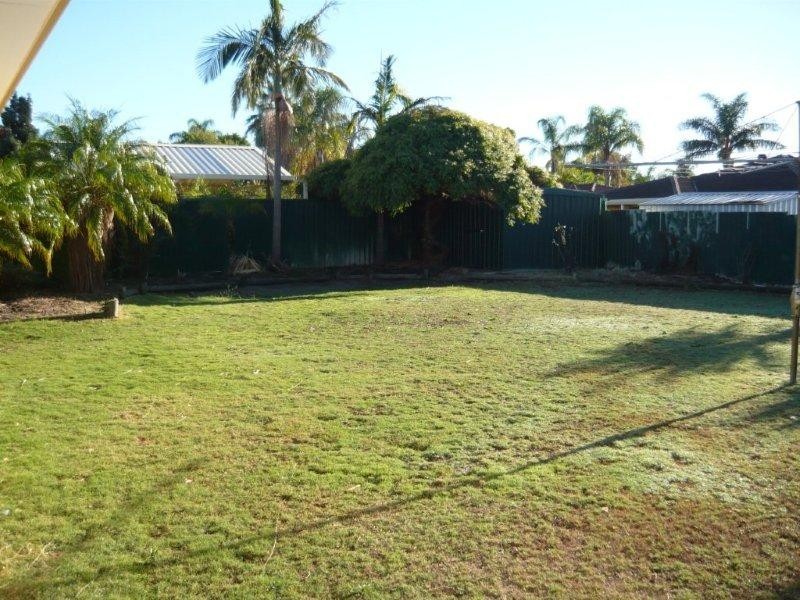 9 Pender Court, Thornlie WA 6108