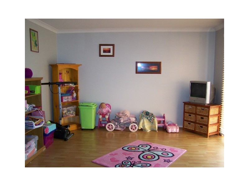 1 Priory Way, Greenfields WA 6210