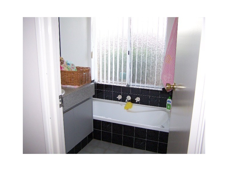 1 Priory Way, Greenfields WA 6210