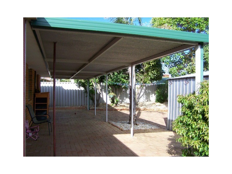 1 Priory Way, Greenfields WA 6210