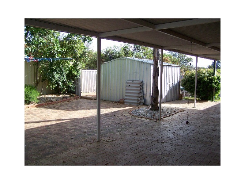 1 Priory Way, Greenfields WA 6210