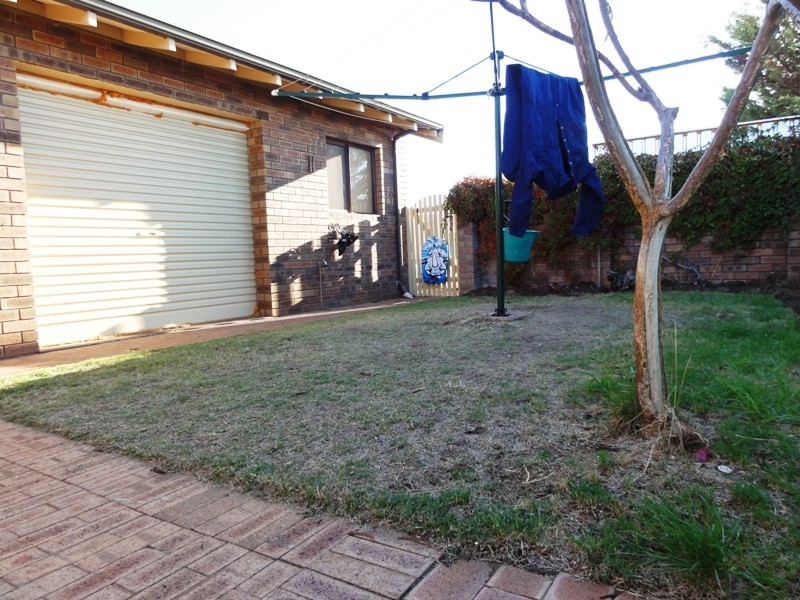 4 Sussex Place, Halls Head WA 6210