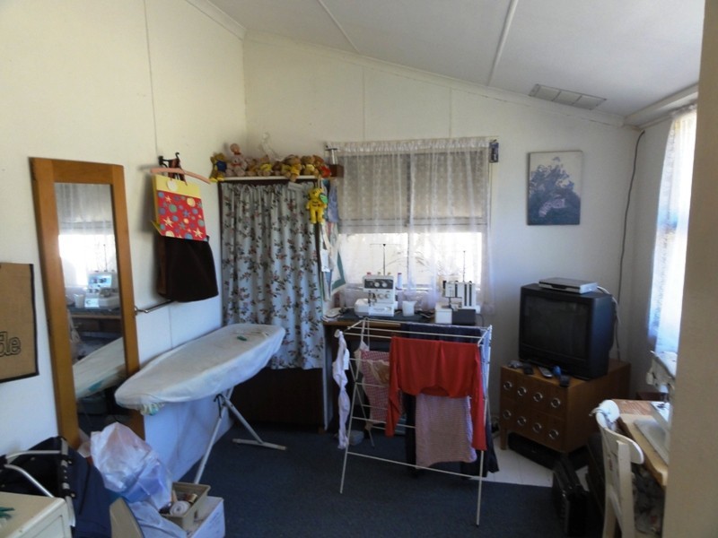 5 Goomarl St, Dudley Park WA 6210