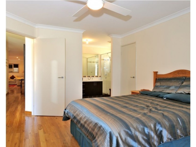 16 Benooka Grange., Lakelands WA 6180