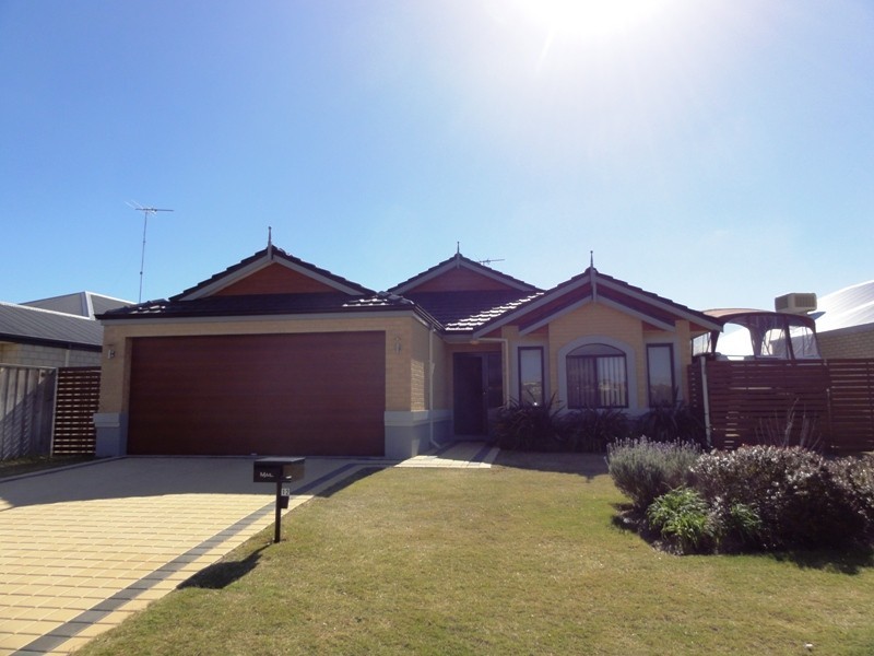 12 Asper Wy., Halls Head WA 6210