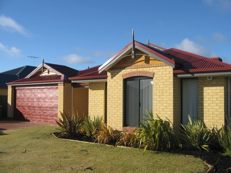 6 Beacon Way, Singleton WA 6175